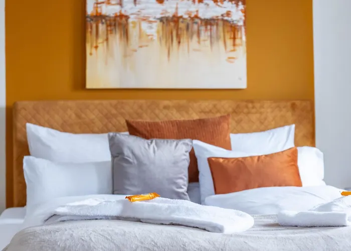 Art Loft Mit 3 Schlafzimmern I 98 Qm I 2 Arbeitsplaetze I 8 Gaeste Apartment *