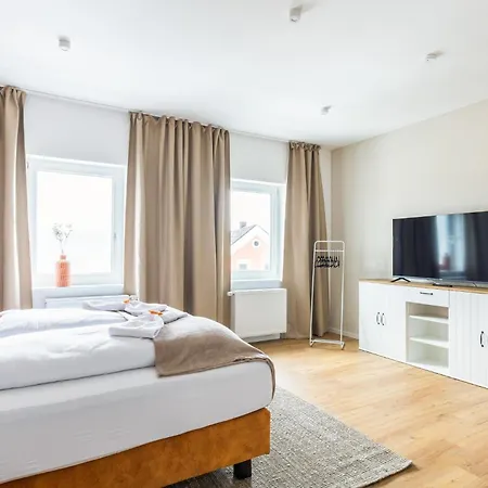 Mehr Platz Und Mehr Komfort I 3 Sz I 98 Qm I 2 Arbeitsplaetze Apartment *